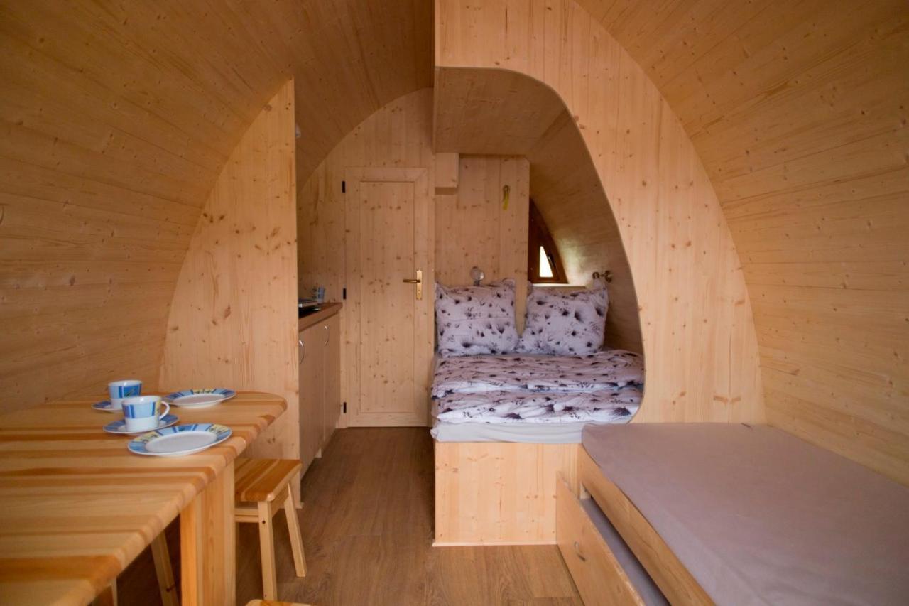 Ferien Im Naturwagen Pod 3 Kropelin Exterior photo